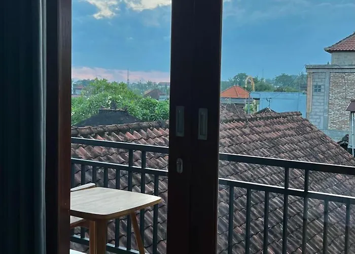 Homestay Tirta Kemala House *